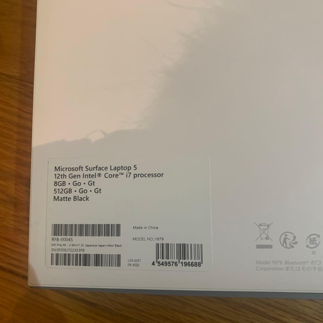 未使用　 Surface Laptop 5 i7 8GB RFB-00045
