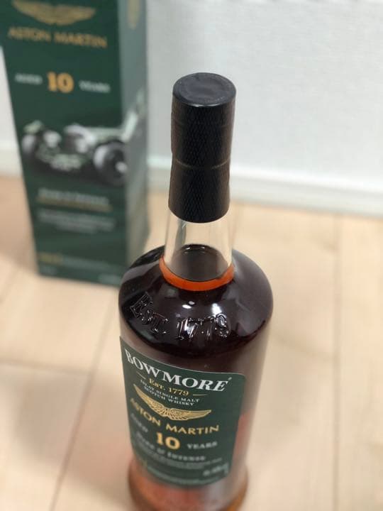 Aston Martin アストンマーチン　Bowmore 10Year Old