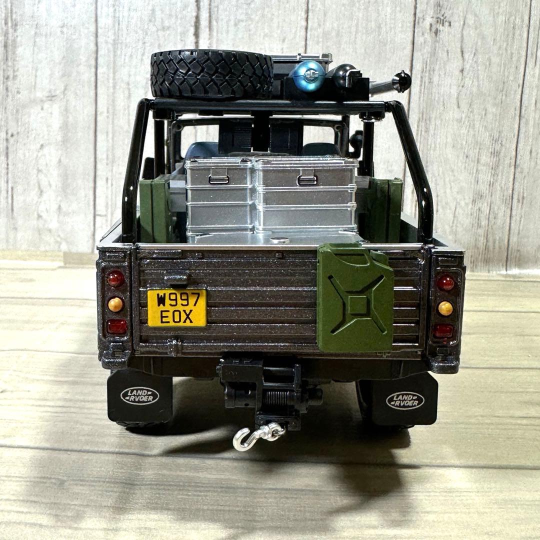 ランドローバー ディフェンダー ムービーエディション 「トゥームレイダー」