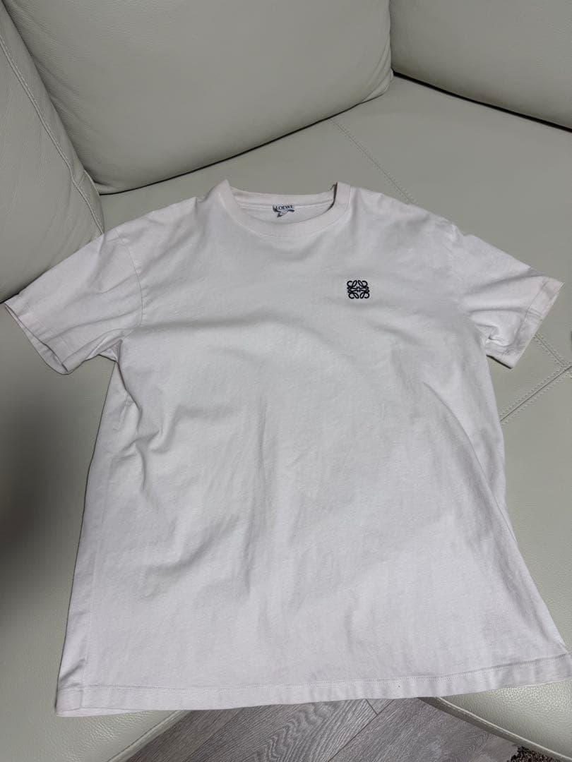 ロエベ　Tシャツ