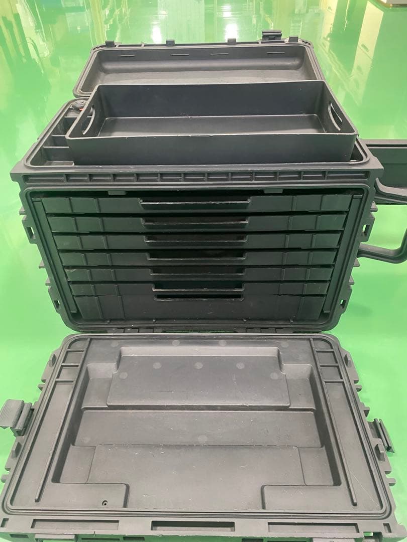 米軍放出品　ペリカン/Pelican ツールボックス 工具箱 ハードケース