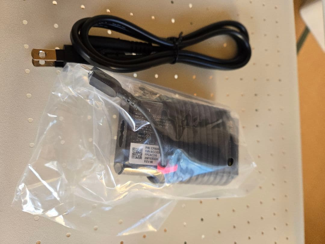 ノートパソコン office付き FMV LIFEBOOK UH90/J3