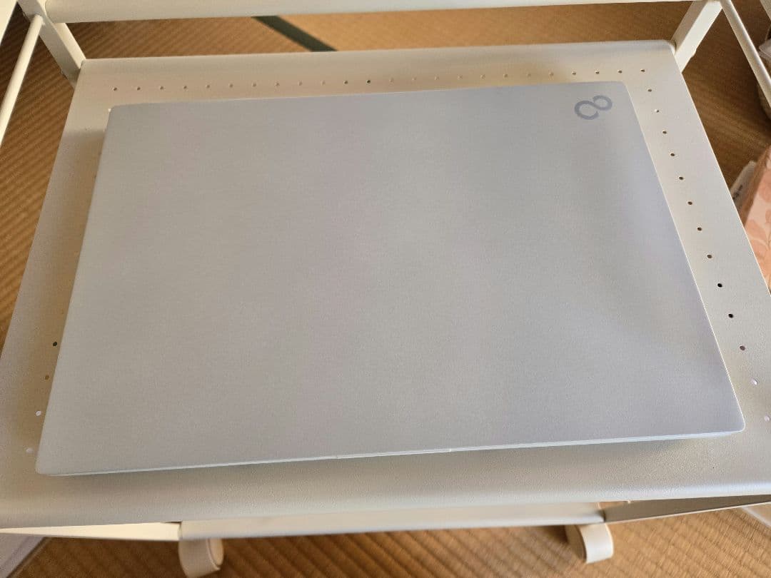 ノートパソコン office付き FMV LIFEBOOK UH90/J3