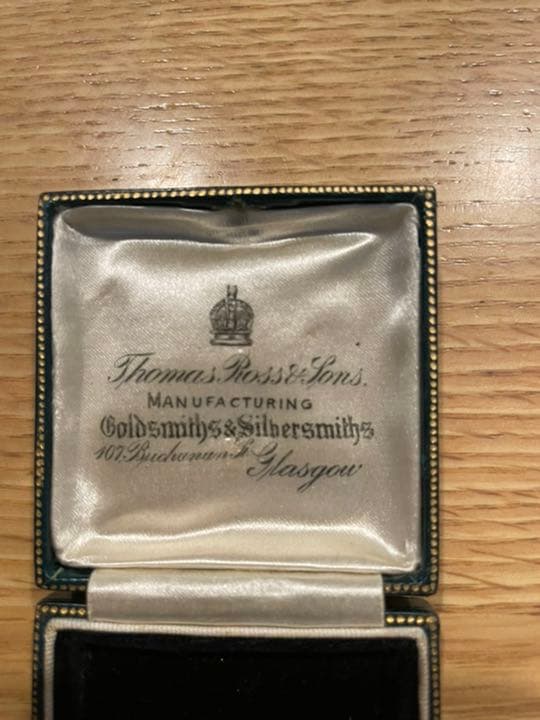 アンテークジュエリー　ローマンモザイク　ブローチ　ケース付