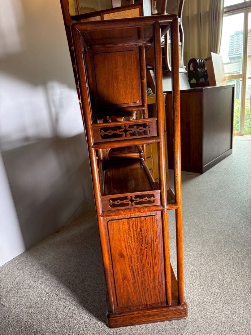 引渡限定　最高級 和家具 茶箪笥 飾り棚 彫刻入り 紫檀調 W90×H105cm