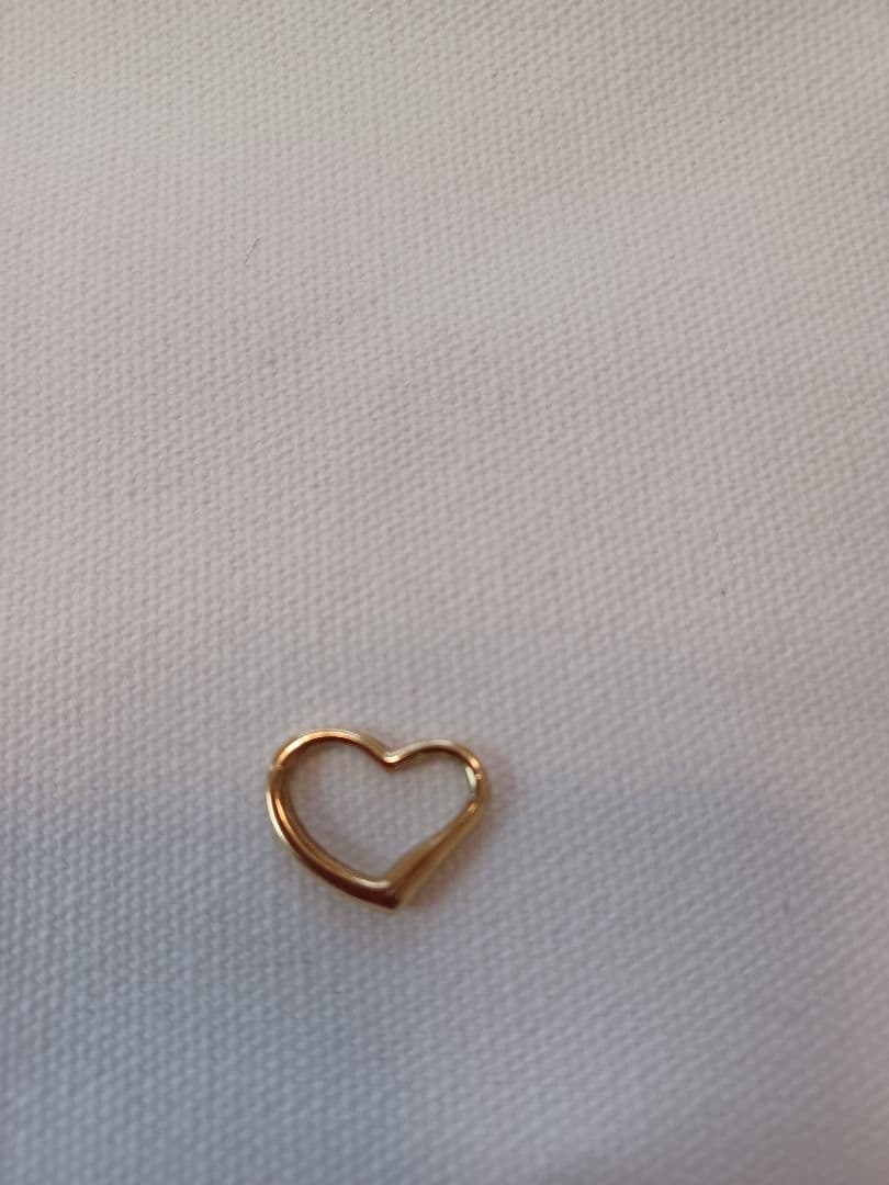 １8金イエローゴールドオープンハートペンダントトップ