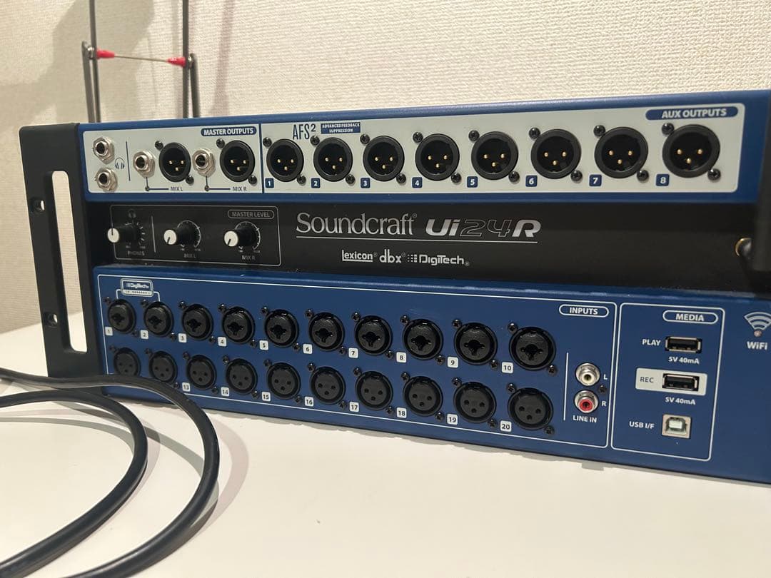 R*i様 【完動品】Soundcraft サウンドクラフト Ui24R デジタル