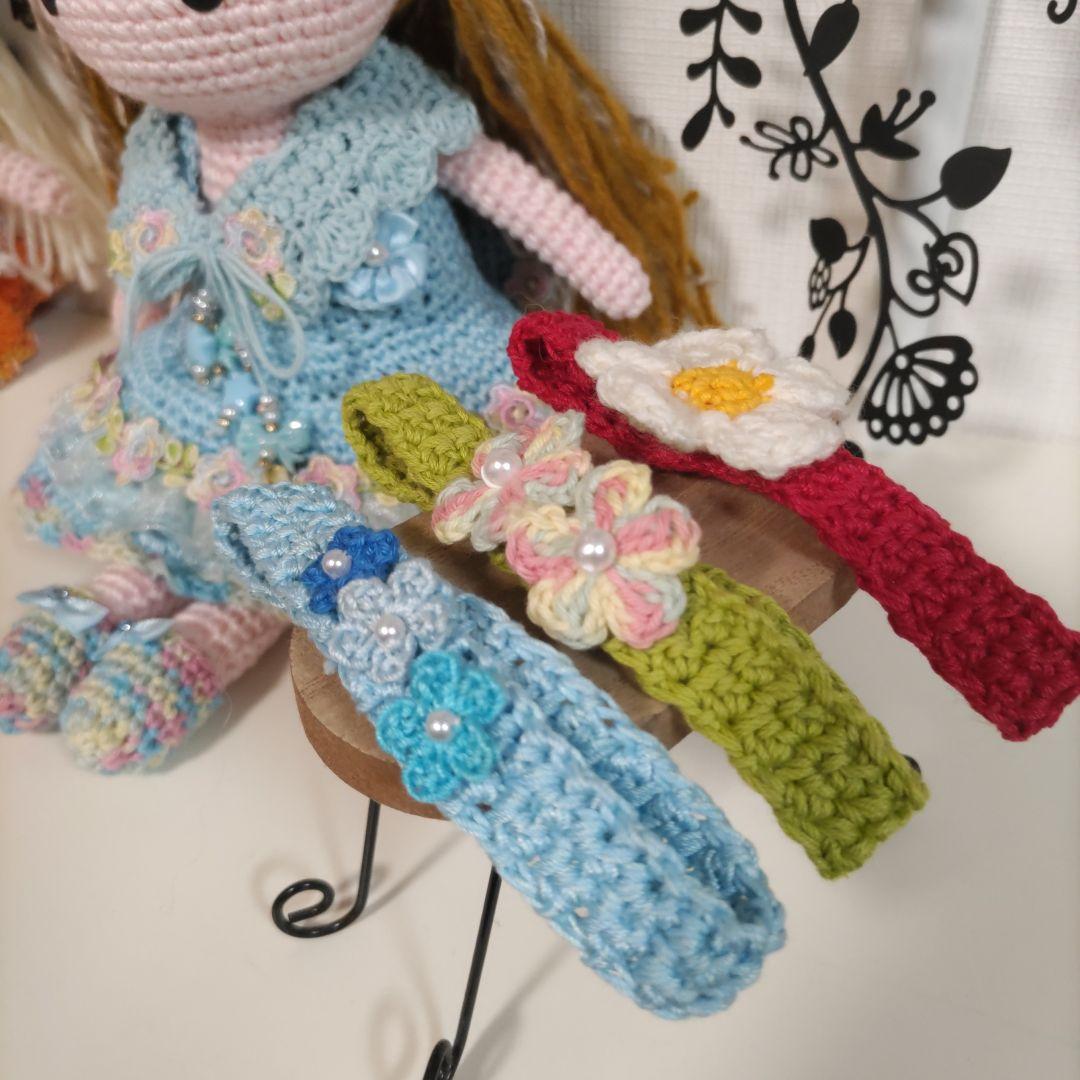 編みぐるみの女の子（熊耳、うさぎ耳、いちごの女の子）とお着替え服６点セット