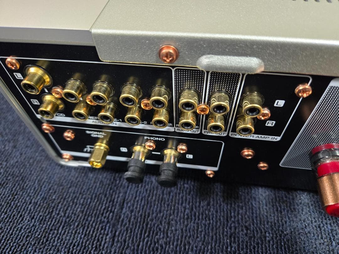 model 30 (Marantz) シルバー