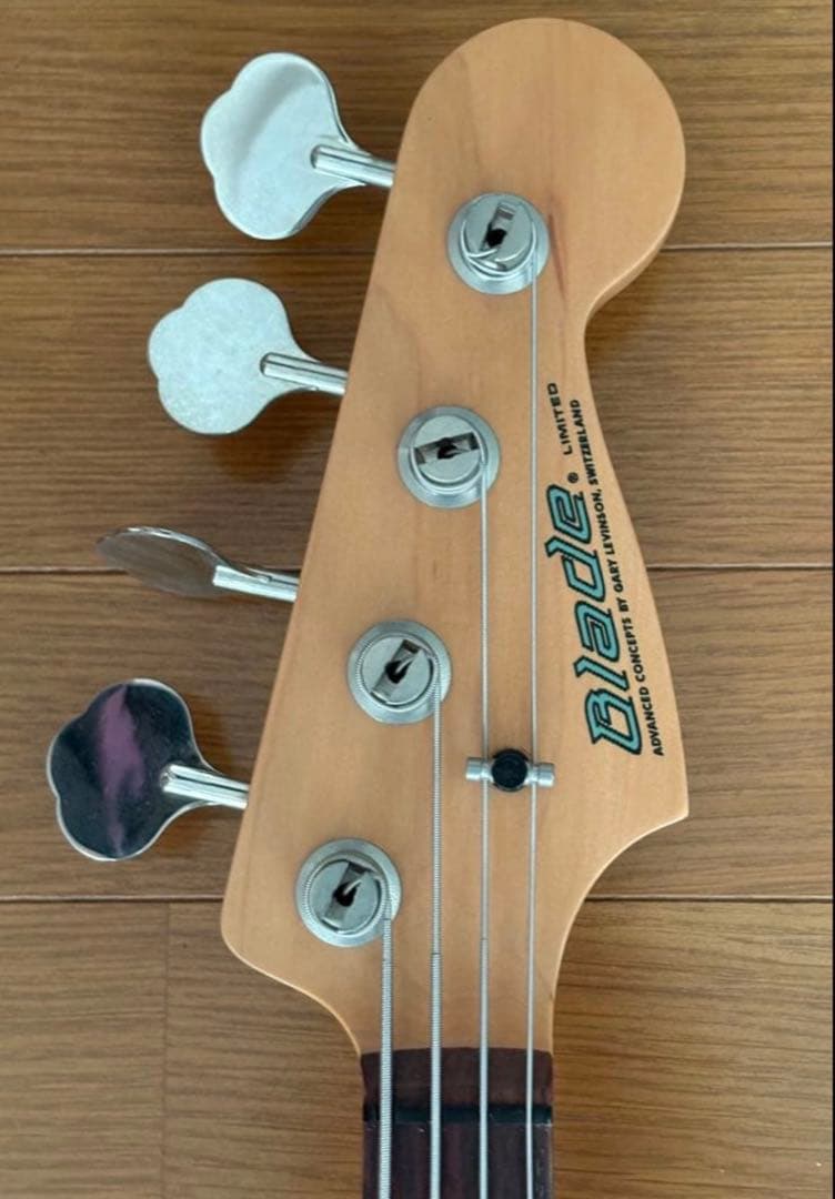 「希少」 Blade Levinson アクティブベース