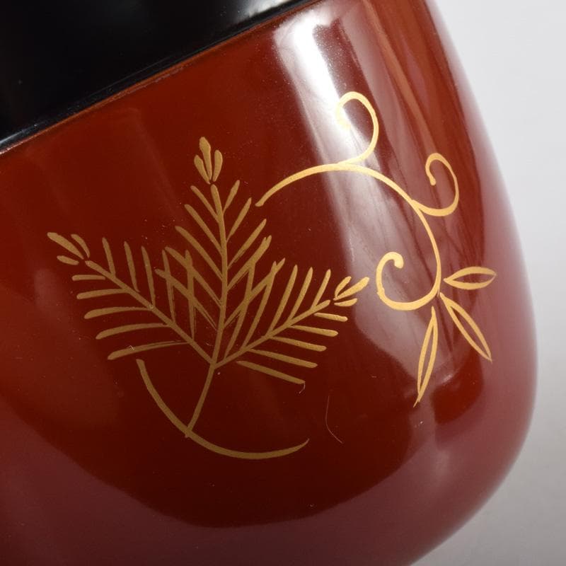 茶道具　蒔絵師　鈴木雲斉作　螺鈿装飾　松唐草蒔絵　棗　共箱　V　7213