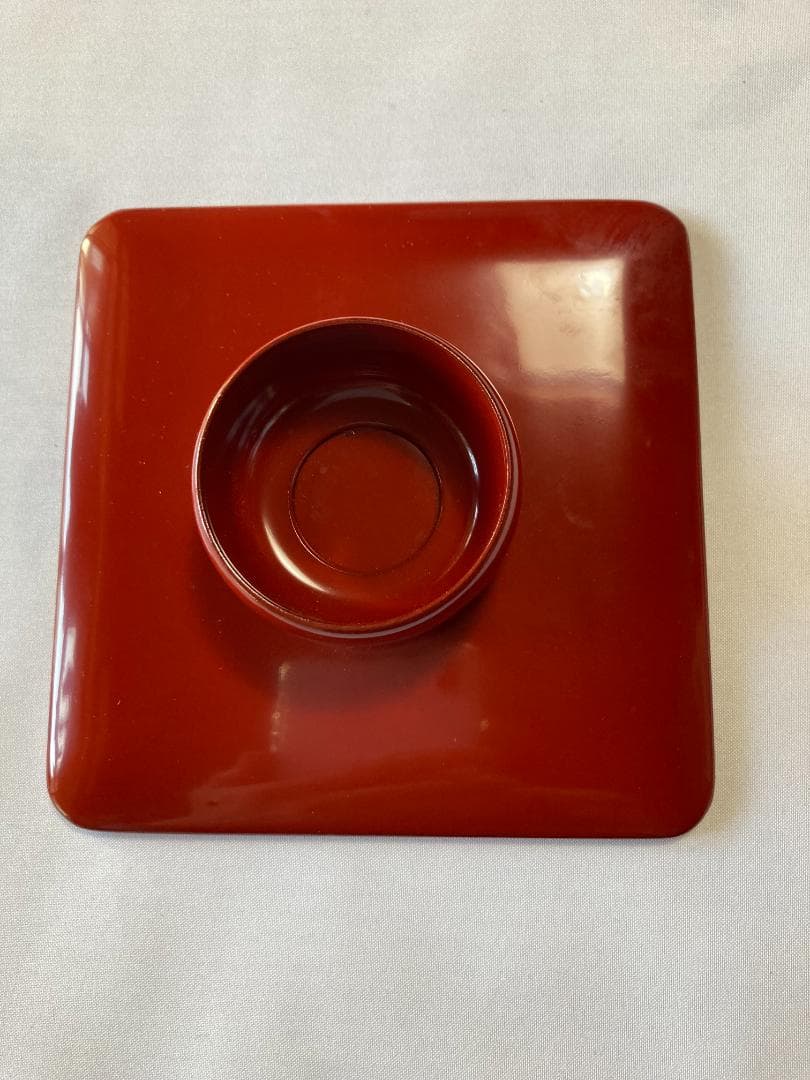 昭和レトロ、漆器の盃を置く台