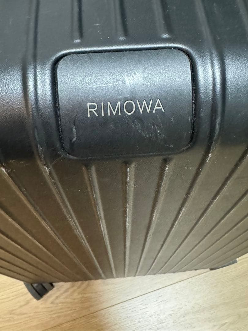 リモワ　スーツケース　check in L