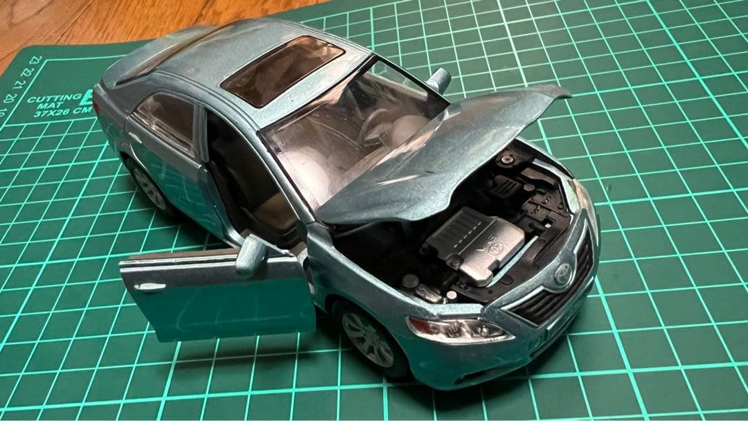 レア　1/32 トヨタ　カムリ　40カムリミニカー　CAMRY US V6仕様