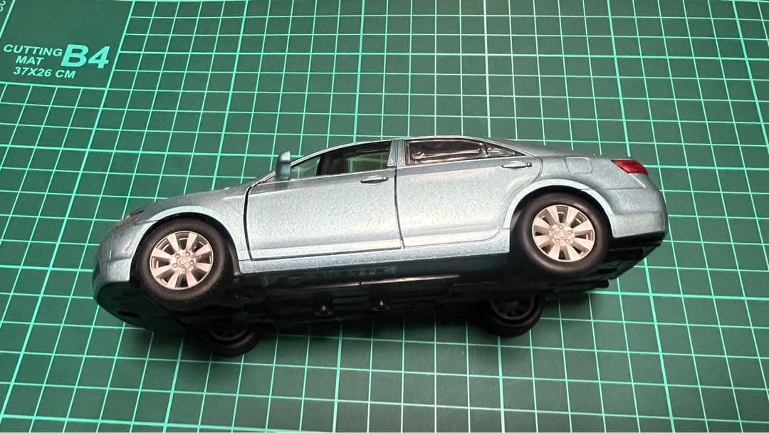レア　1/32 トヨタ　カムリ　40カムリミニカー　CAMRY US V6仕様