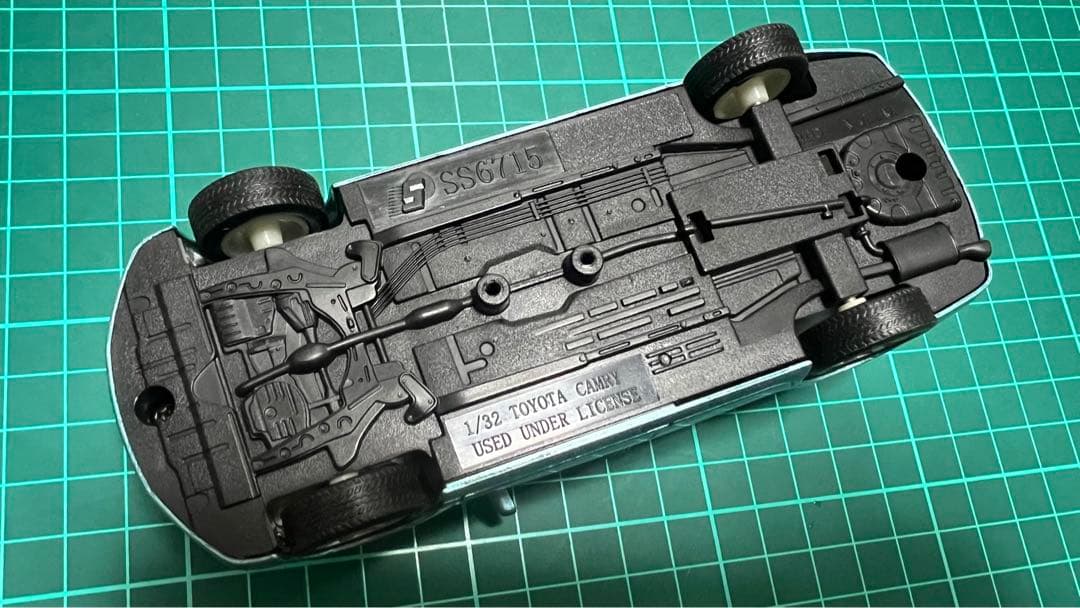 レア　1/32 トヨタ　カムリ　40カムリミニカー　CAMRY US V6仕様
