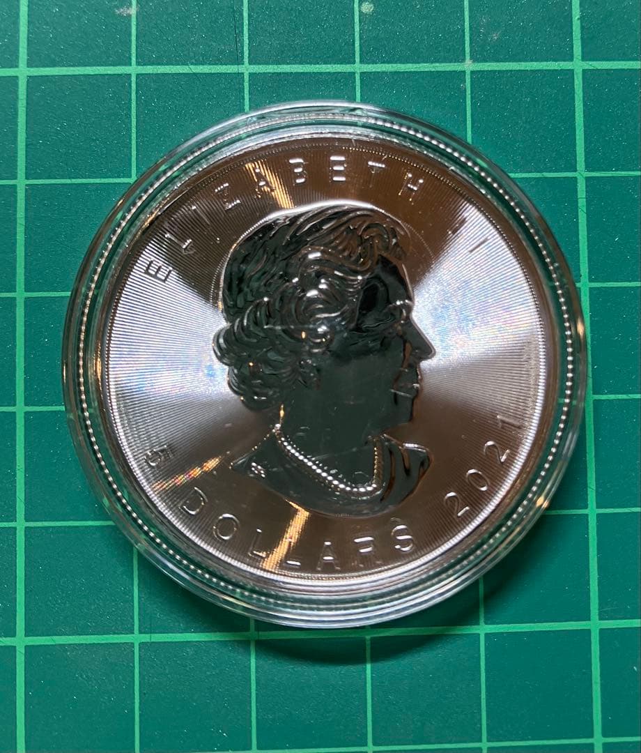 カナダ・メープルリーフ銀貨 1オンス 5ドル 2021年