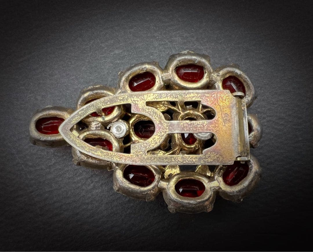 ヴィンテージ アンティーク　アクセサリー　 ブローチ