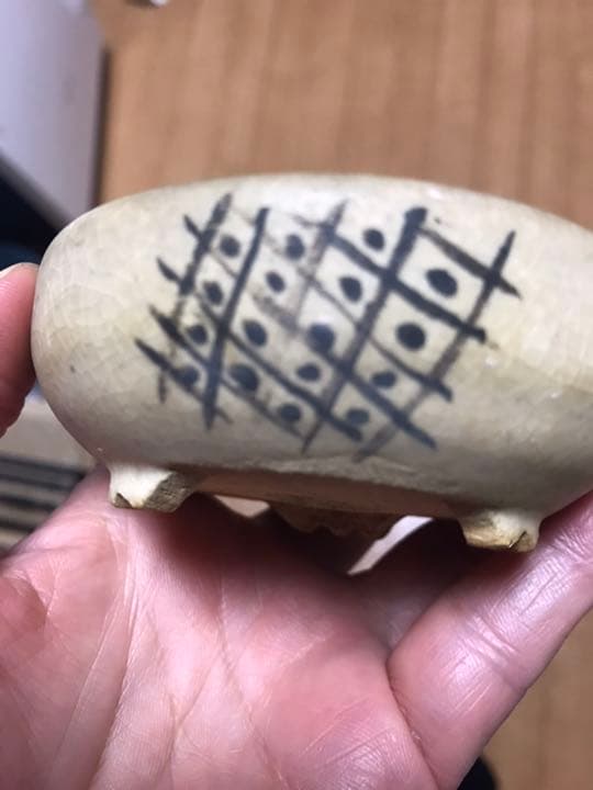 盆栽鉢　おまけ2個付時代名工常滑服部絵付け手捻りミニ盆栽鉢8x3.5cm服部3個