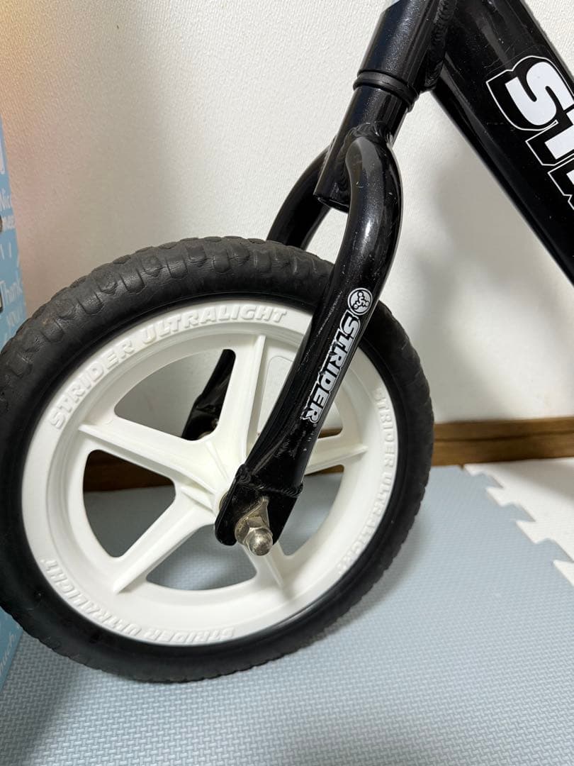 ストライダー STRIDER ブラック 12sport pro、元箱あり、