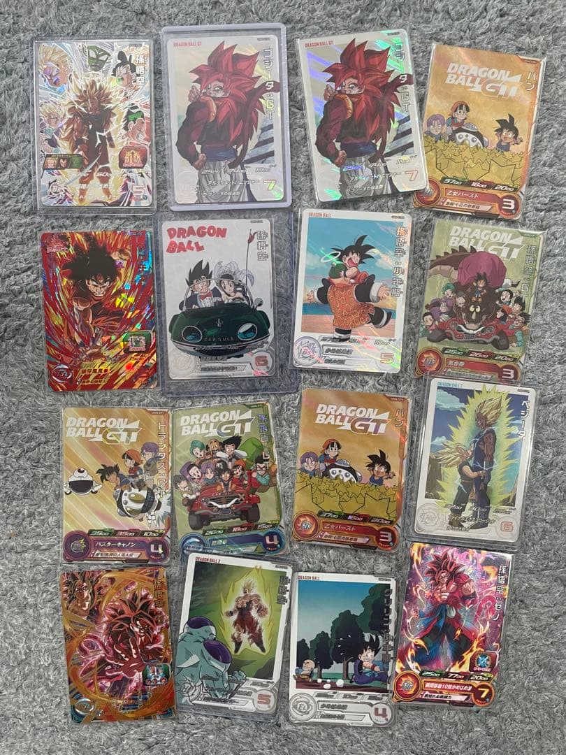 ドラゴンボールヒーローズ　引退品　シリアル悟空　二桁