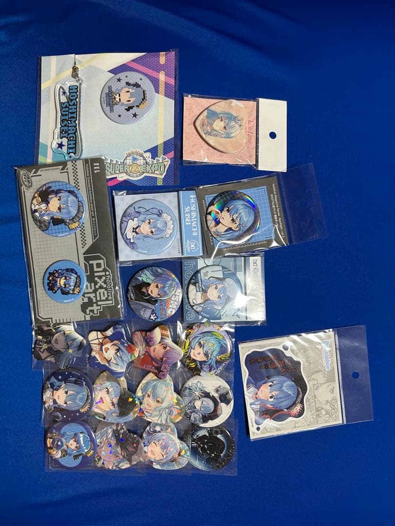 星街すいせい 缶バッジ数種類とステッカー