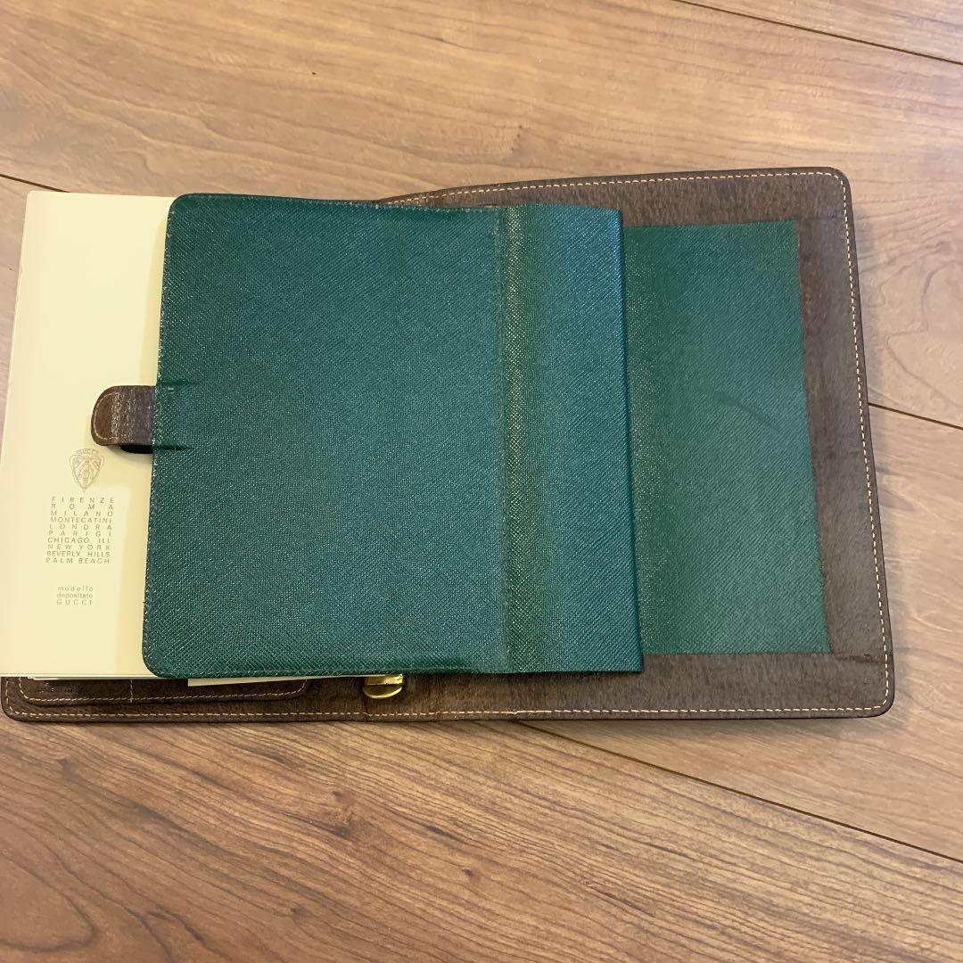 GUCCI グッチ　手帳