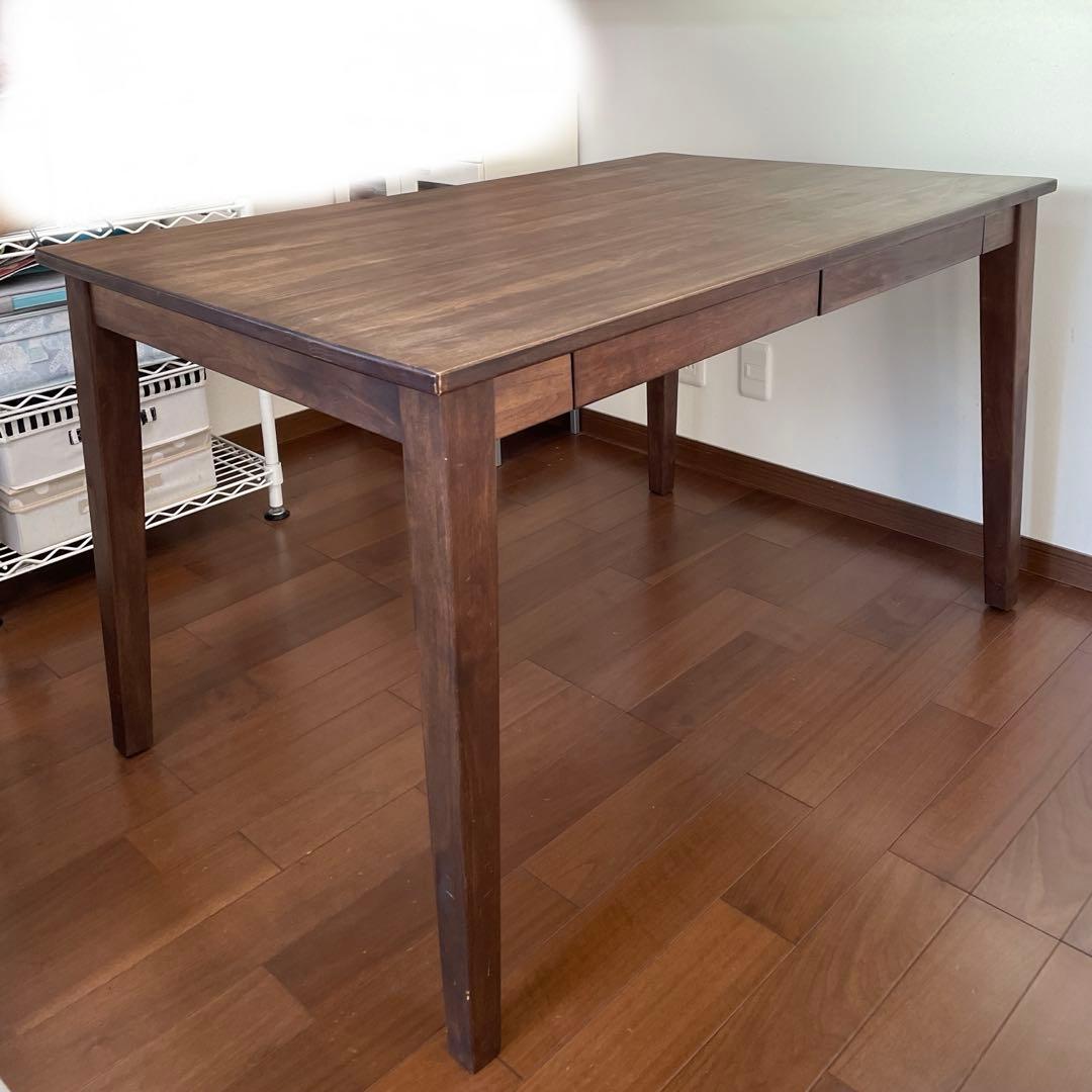 ダイニングテーブル　ウォールナット調　引き出し付き