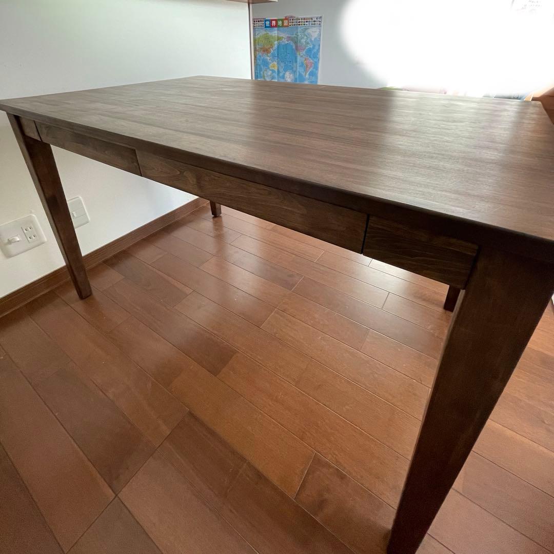 ダイニングテーブル　ウォールナット調　引き出し付き