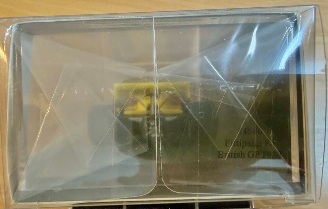 スパーク 1/43 フィッティパルディ F8 1980 イギリスGP ミニカー