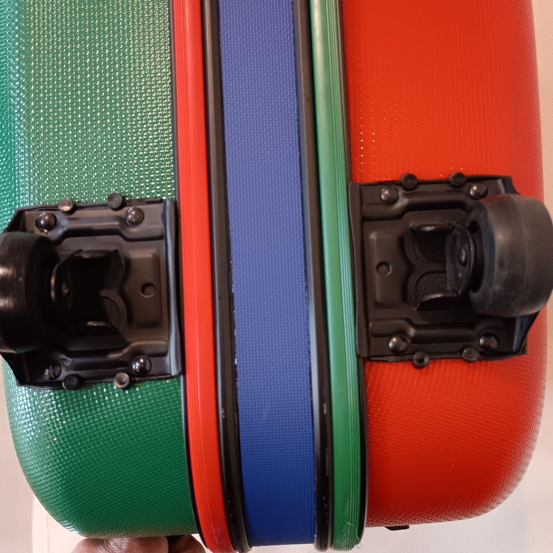 UNITED COLORS OF BENETTON キャリーケース 希少品