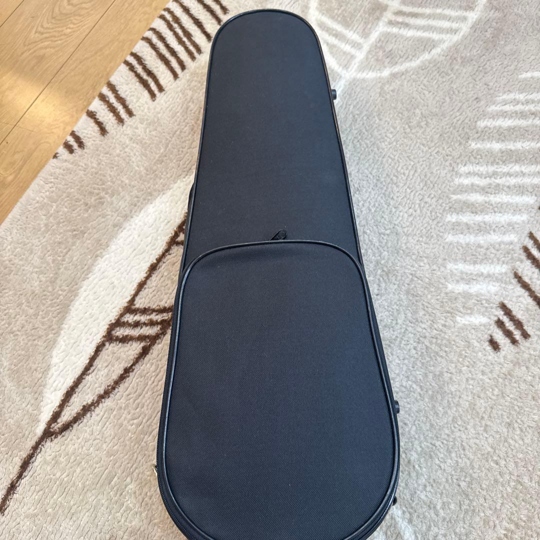 SUZUKI 1/4バイオリンとハードケース