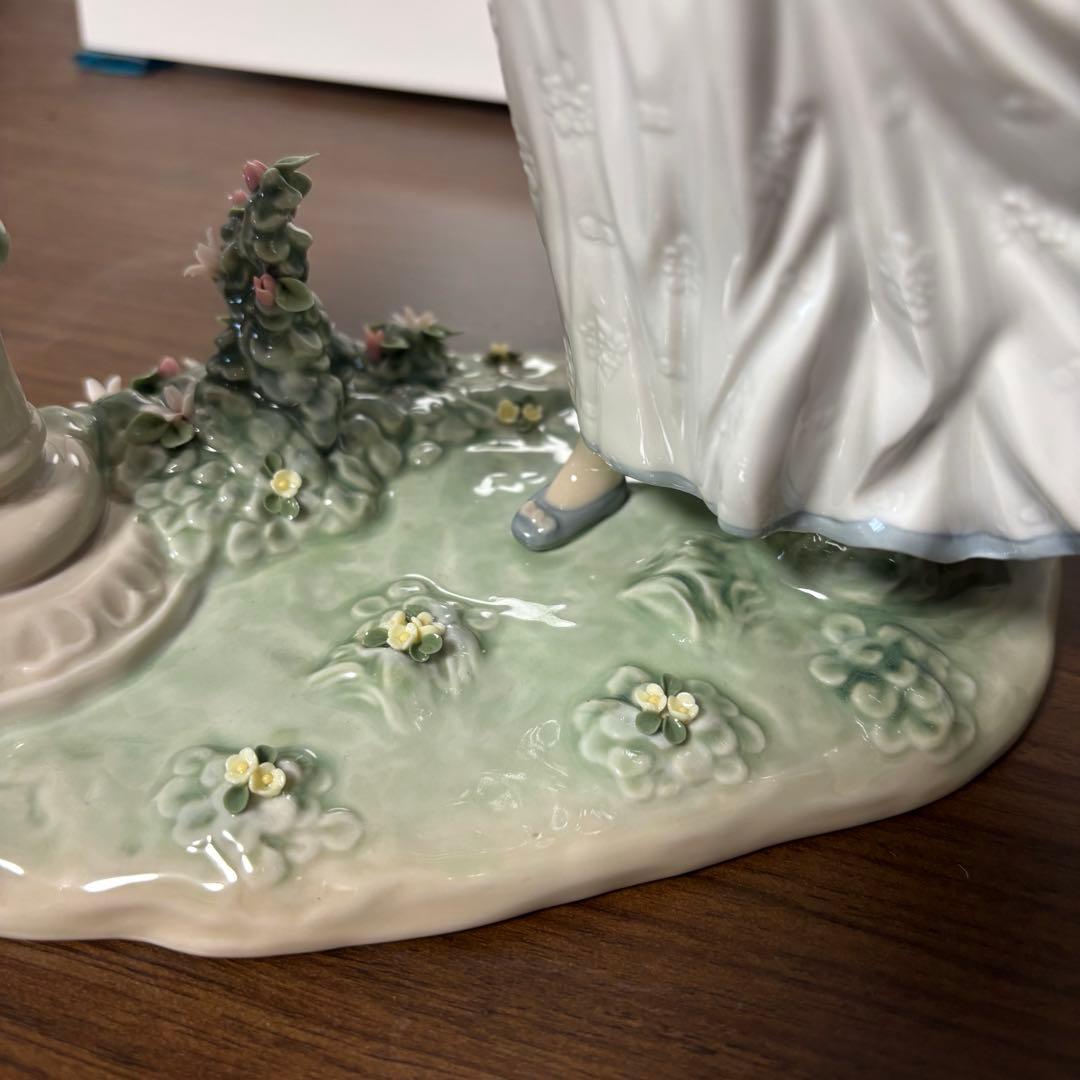 【美品】リヤドロ　春を告げる小鳥たち