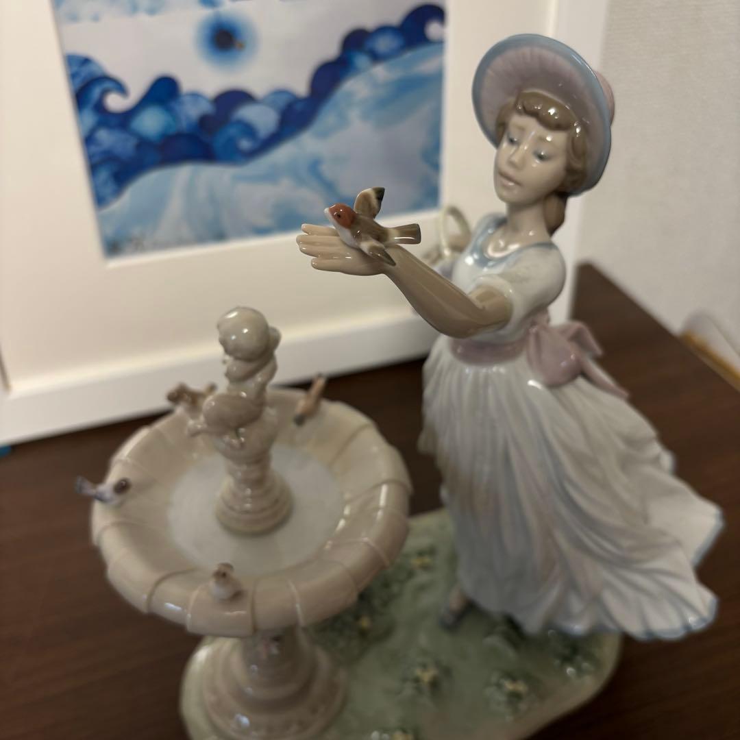 【美品】リヤドロ　春を告げる小鳥たち