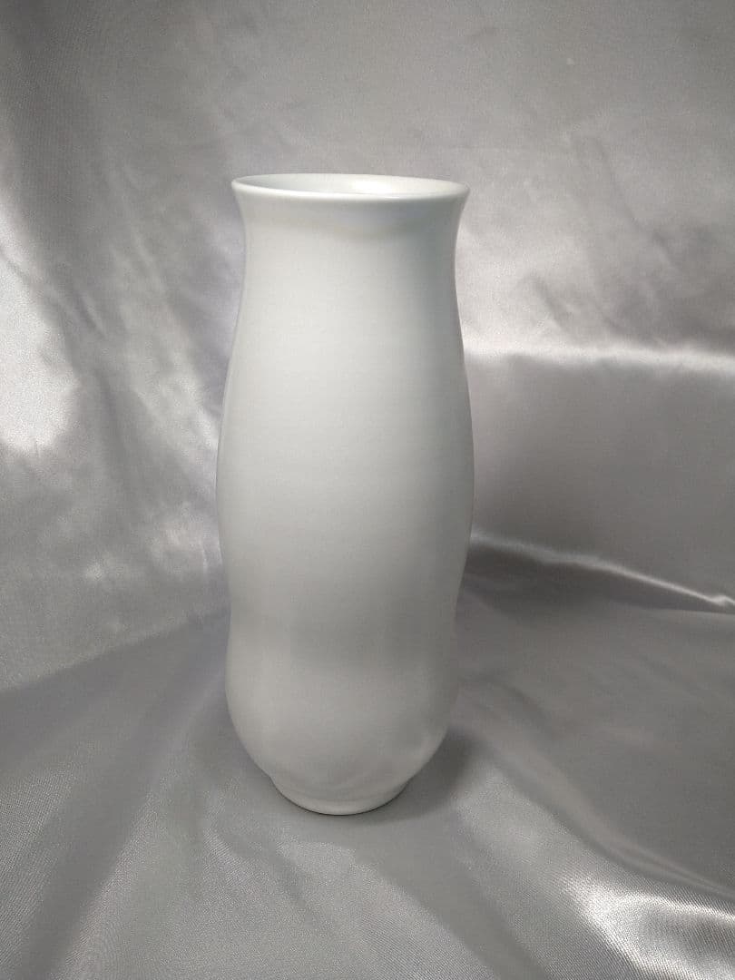 三代永澤永信 出石焼 永信窯 雪華釉 白磁 花器 花瓶 花入 美品