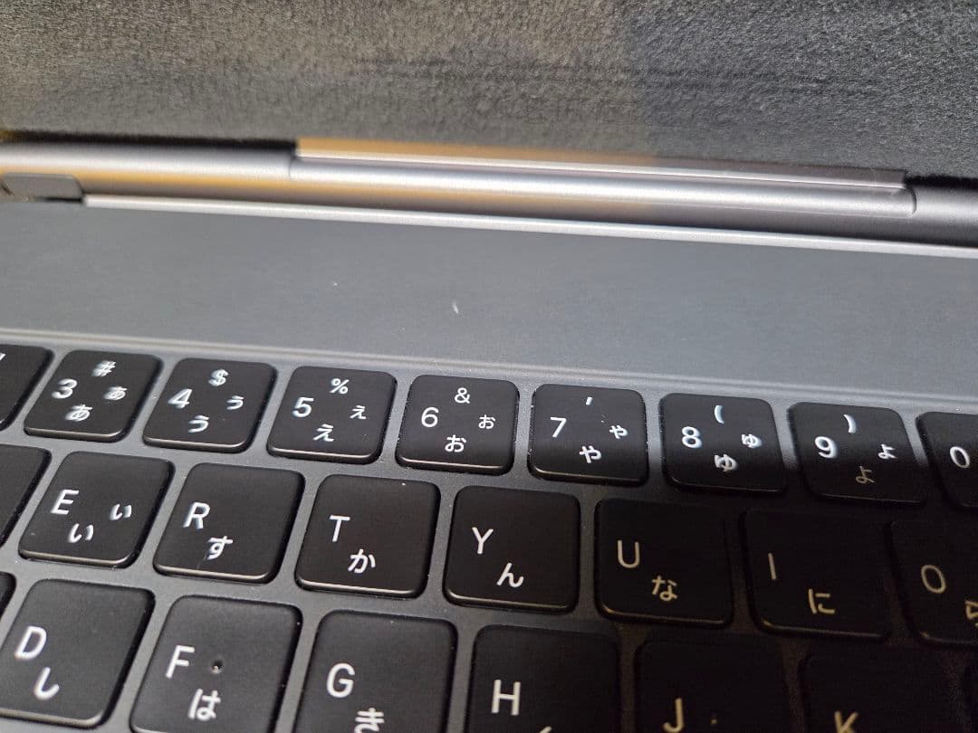 純正 11インチ iPad Pro Magic Keyboard A2261