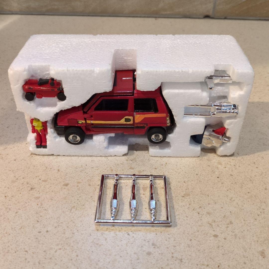 ダイアクロン　カーロボット　No.9 ホンダ・シティターボ