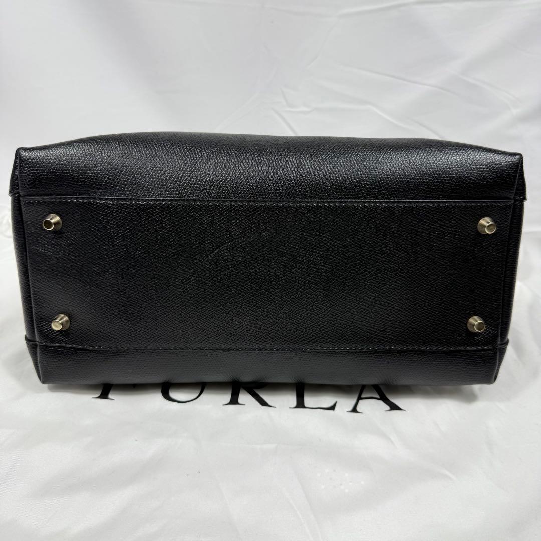 【極美品】FURLA パイパー M 2way ハンドバッグ ショルダーバッグ 黒