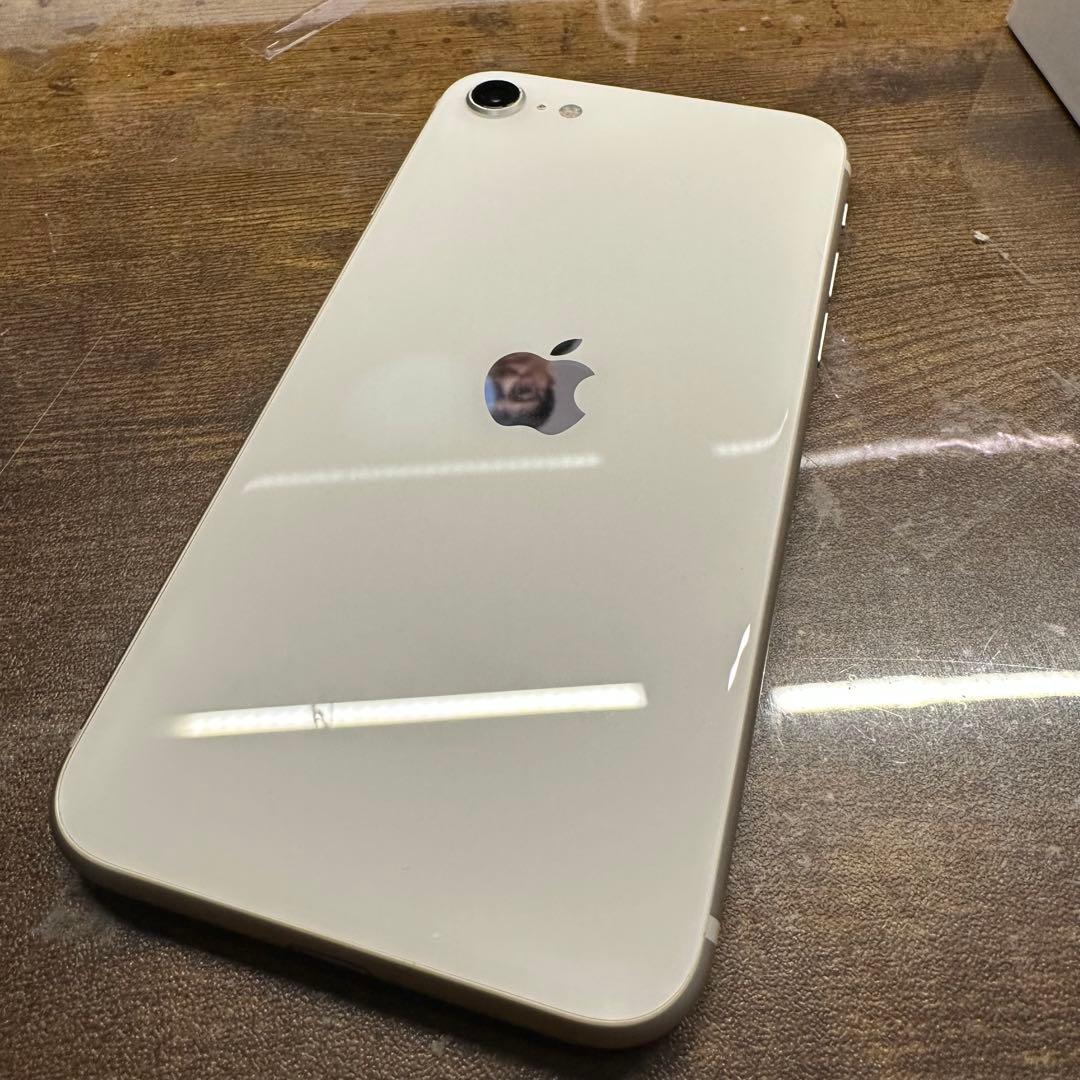 iPhoneSE3 128GB スターライト　SIMフリー se3