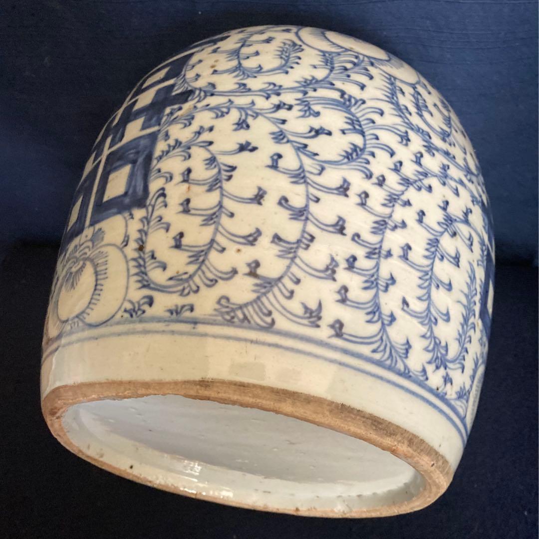 清代　青花漢詩唐草文茶壷