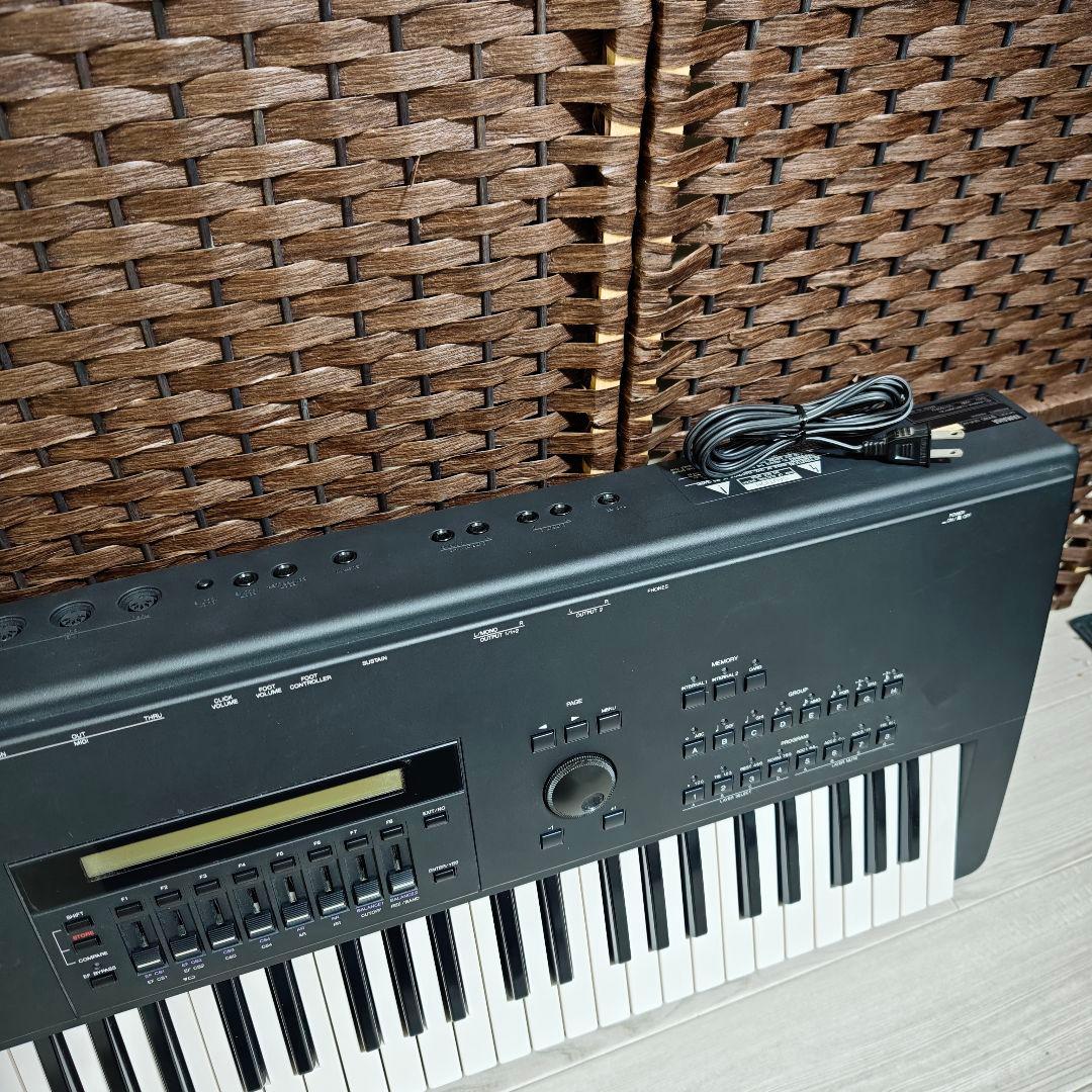 【美品】YAMAHA ヤマハ SY85 シンセサイザー 61鍵 完全動作OK
