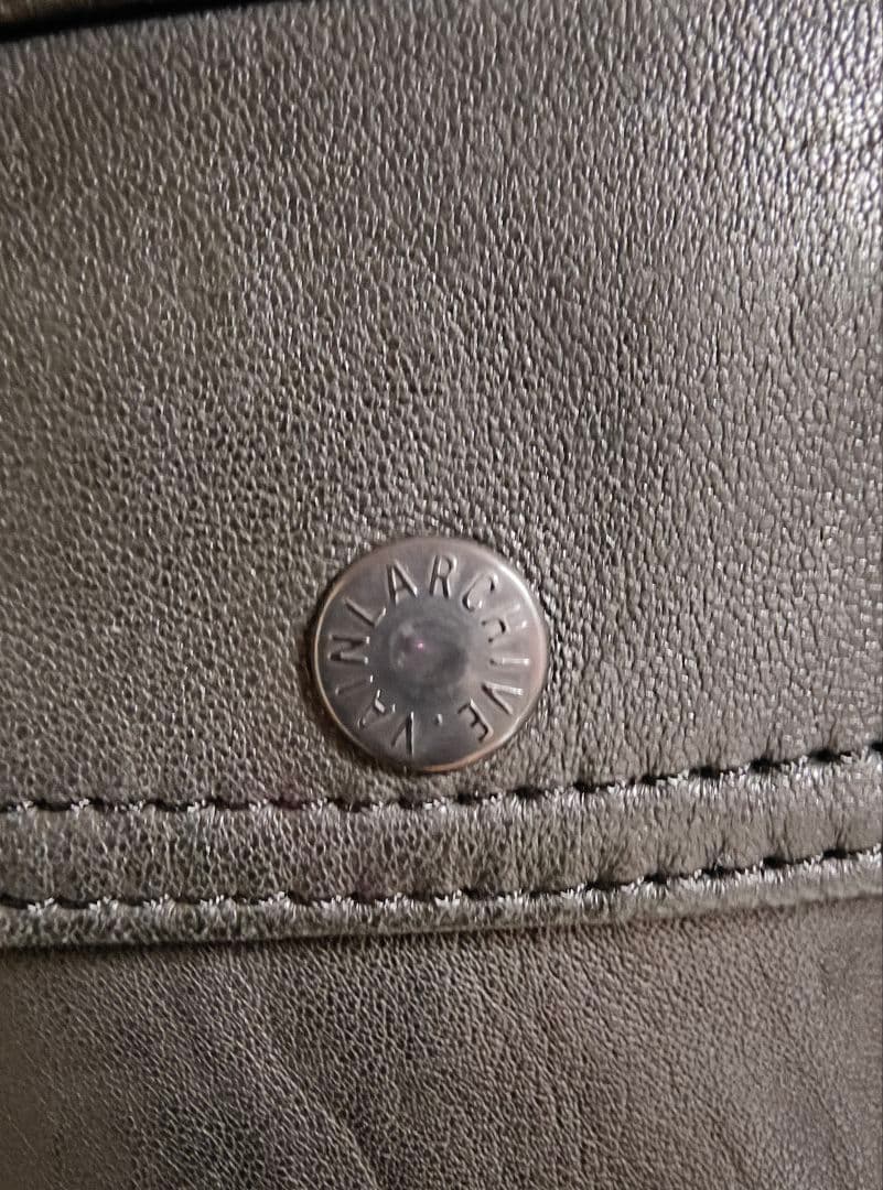 ヤ*ン様 VAINL ARCHIVE/ヴァイナルアーカイブ レザージャケット ラ