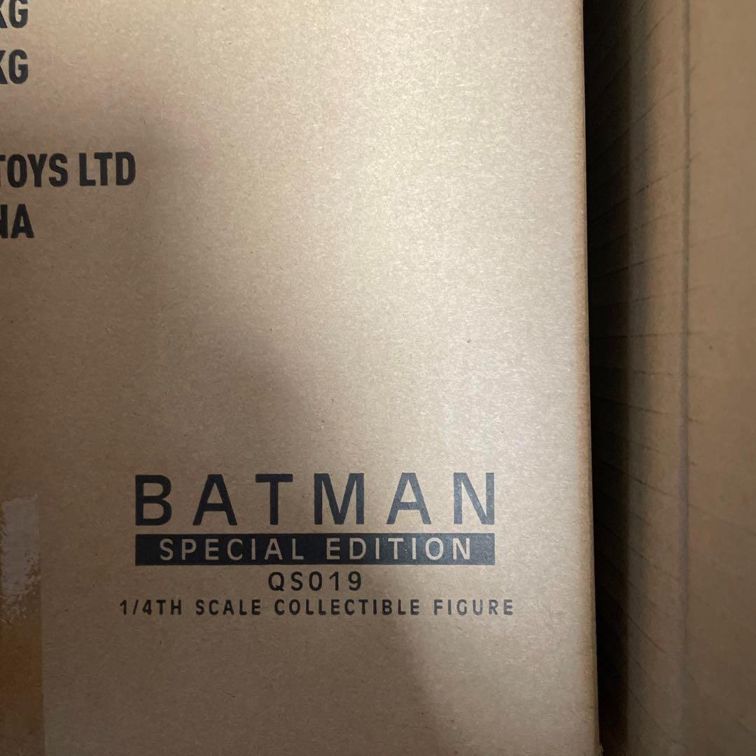 ホットトイズ クオーター・スケール 　バットマン ボーナスアクセサリー付き］