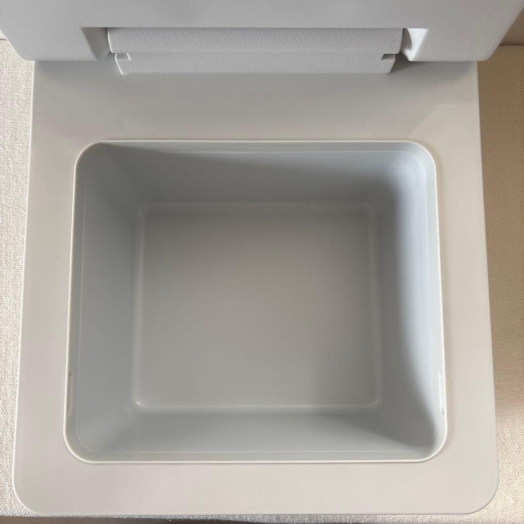 ベルソス 車載用 冷蔵冷凍庫9L 【VS-CB009】AC/DC対応 ホワイト