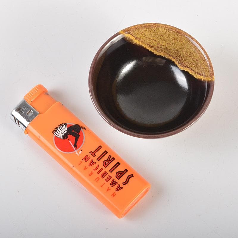 九谷焼　徳田八十吉(正彦)造　黒釉　ぐい呑　酒盃　共箱　V　6589