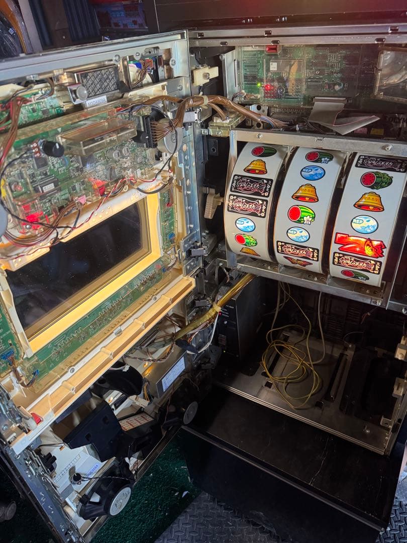 ハ*ス様 パチスロ実機　蝶々乱舞