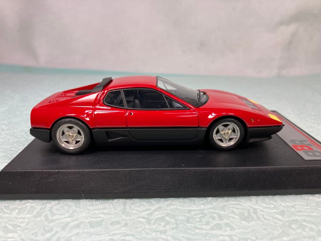 Ferrari 512 BB ストリート　1976年 レッド