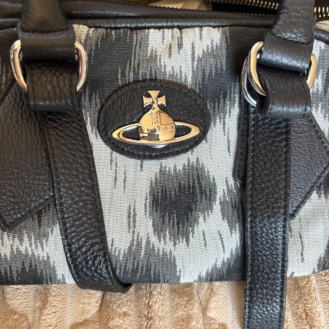 ヴィヴィアンウエストウッド ハンドバッグ