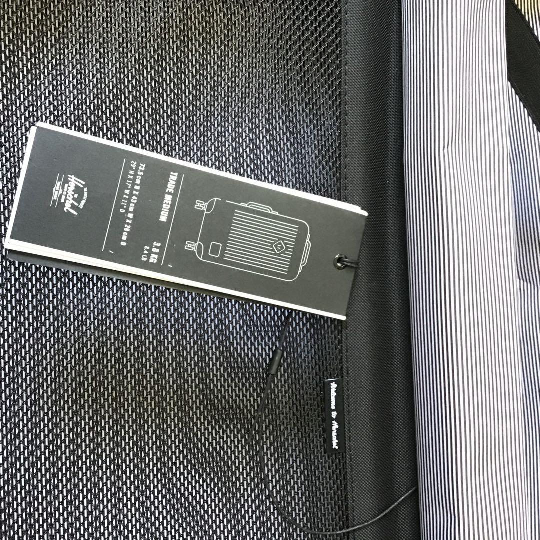 Herschel Supply スーツケース 4輪キャリーバッグ　迷彩柄