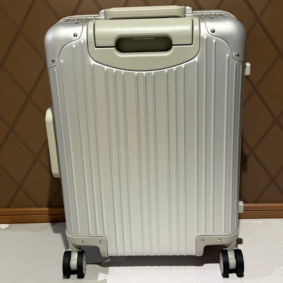 【未使用】Mercedes-Benz アルミニウムキャリーケース 32L